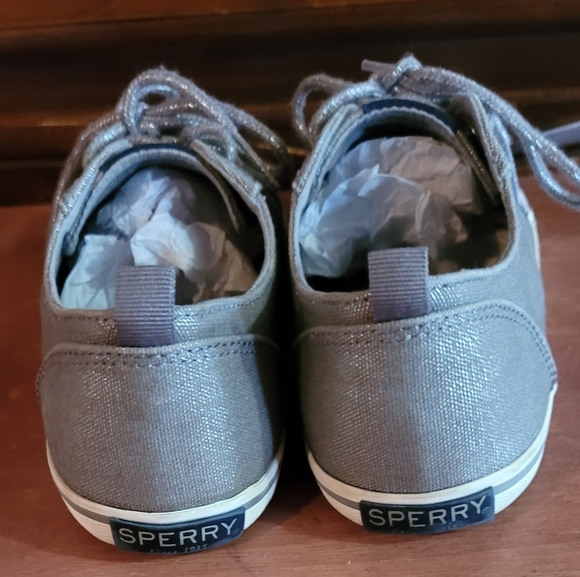 Sperry Tie Shoes - Picture 7 of 11